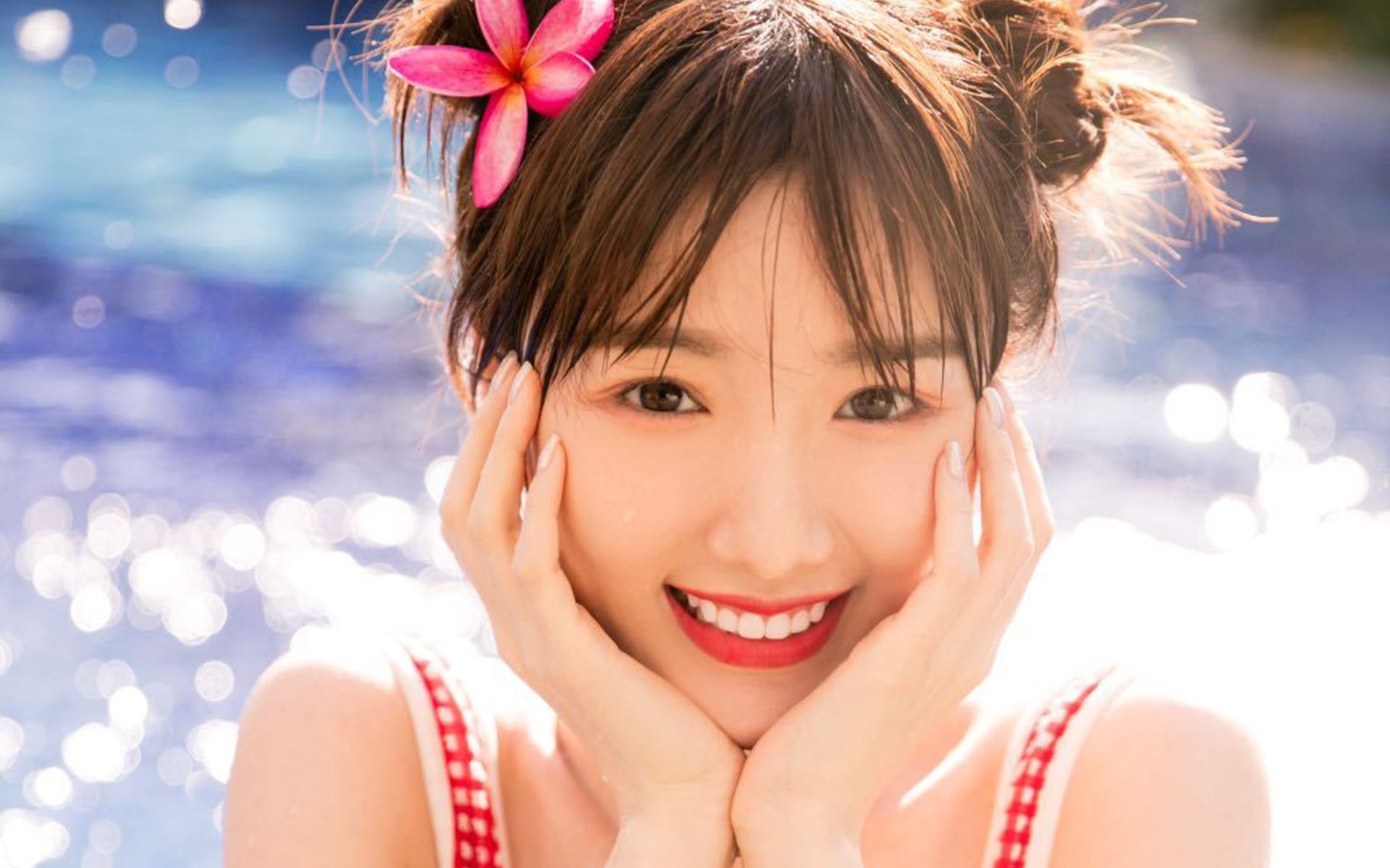 “高新体育中心：健力赛事展示力量与耐力的极致比拼”