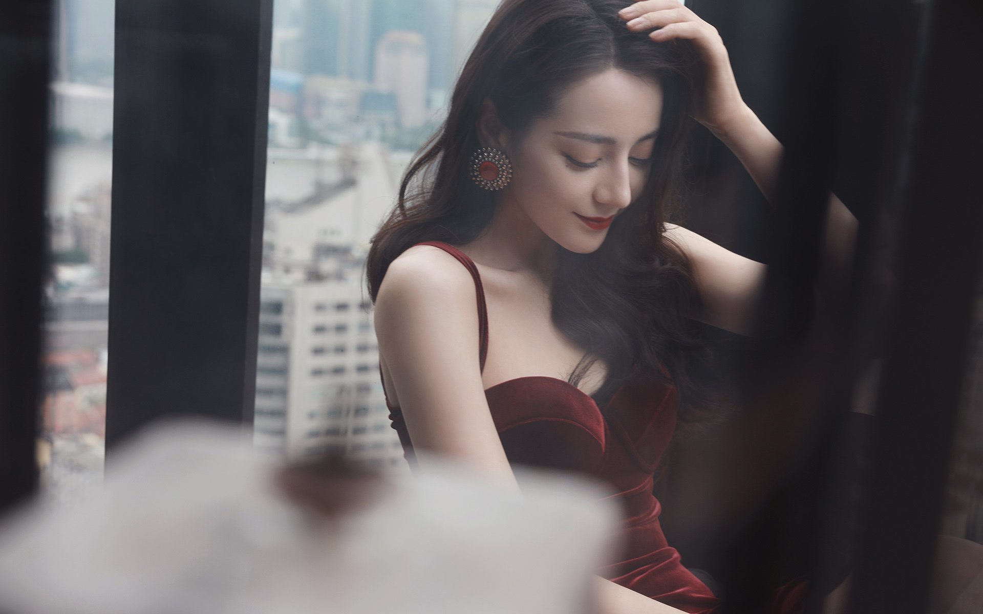 谷爱凌带伤完成动作展现顽强意志,谷爱凌的采访让人看了就想学滑雪